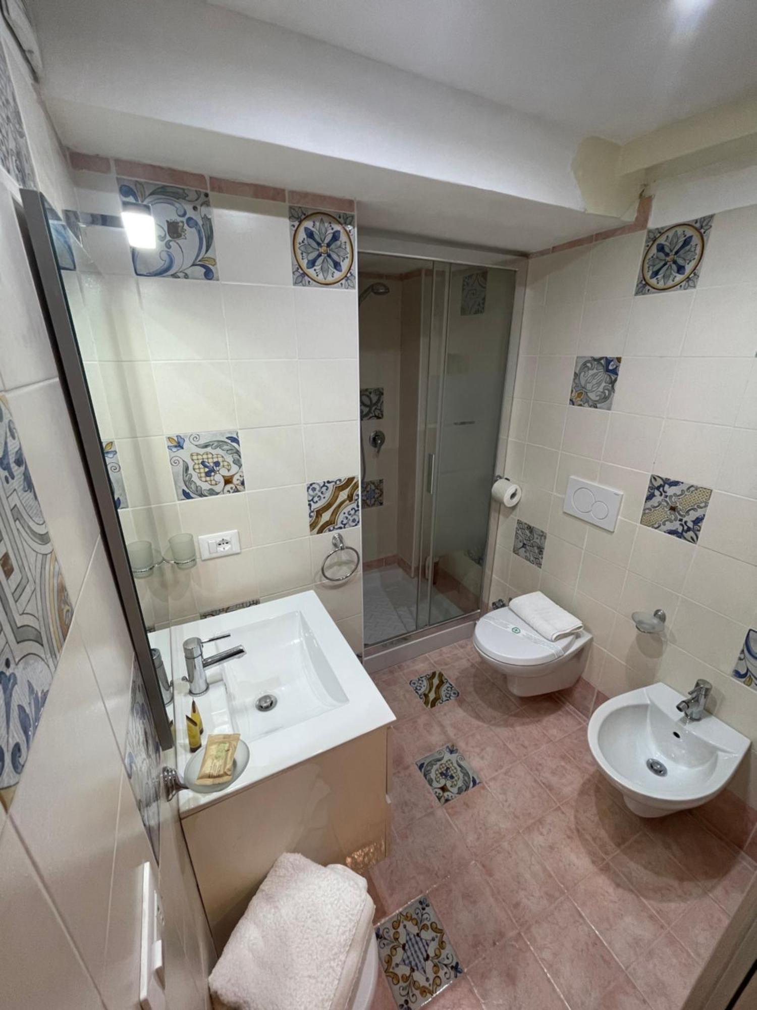 Taormina'S Sun Apartment Luaran gambar