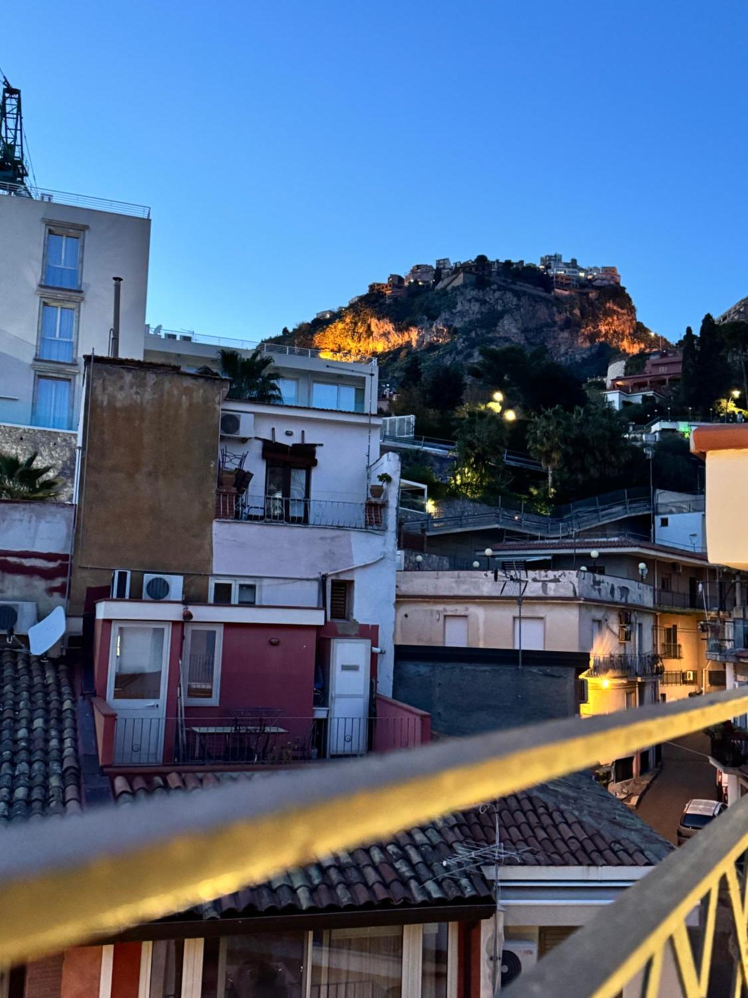 Taormina'S Sun Apartment Luaran gambar