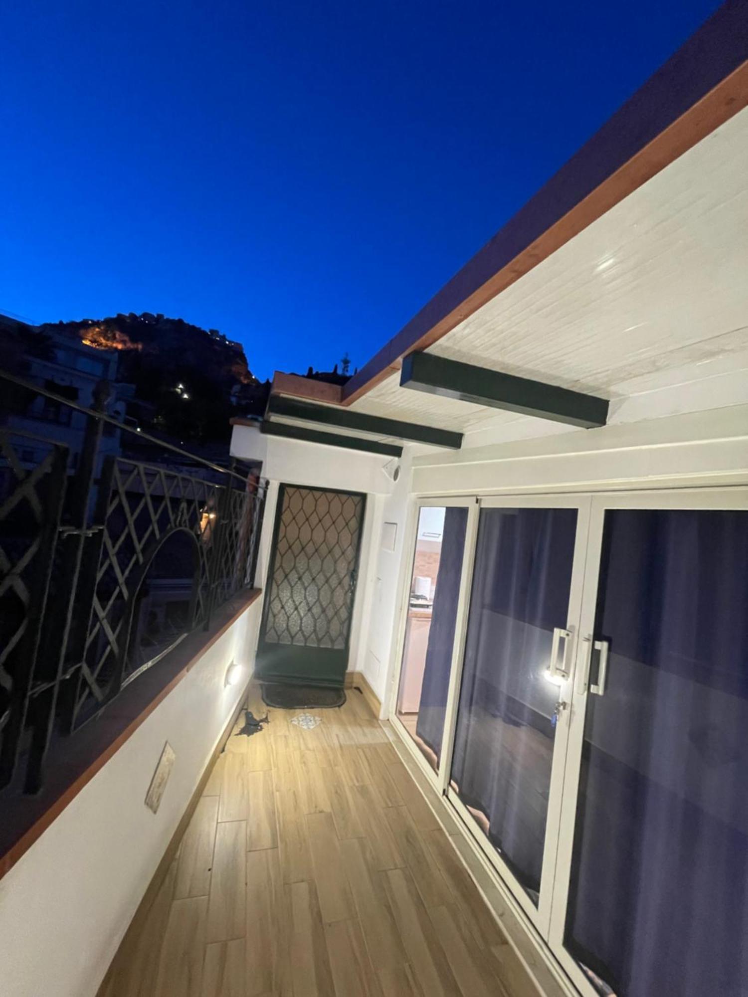 Taormina'S Sun Apartment Luaran gambar