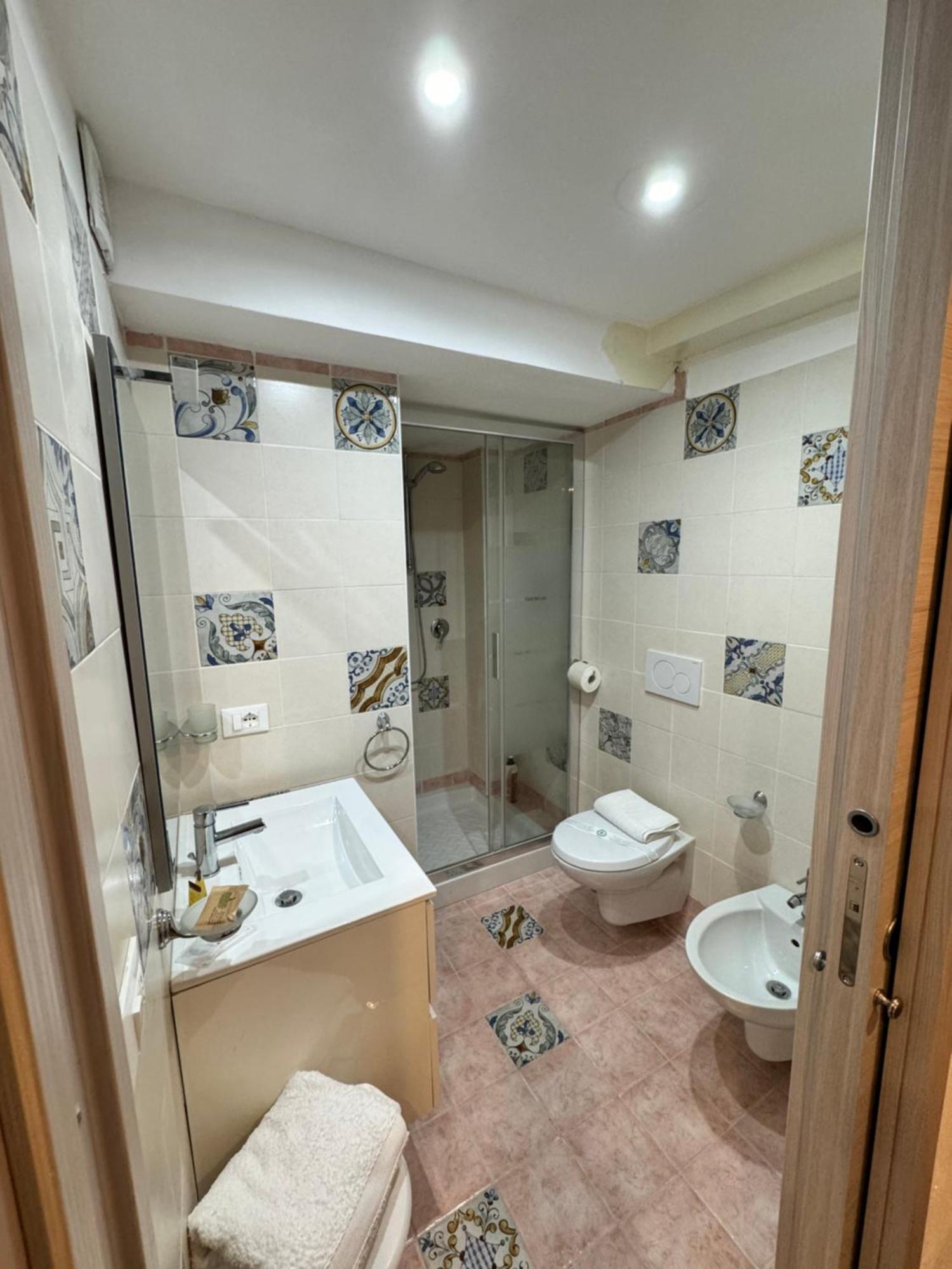 Taormina'S Sun Apartment Luaran gambar