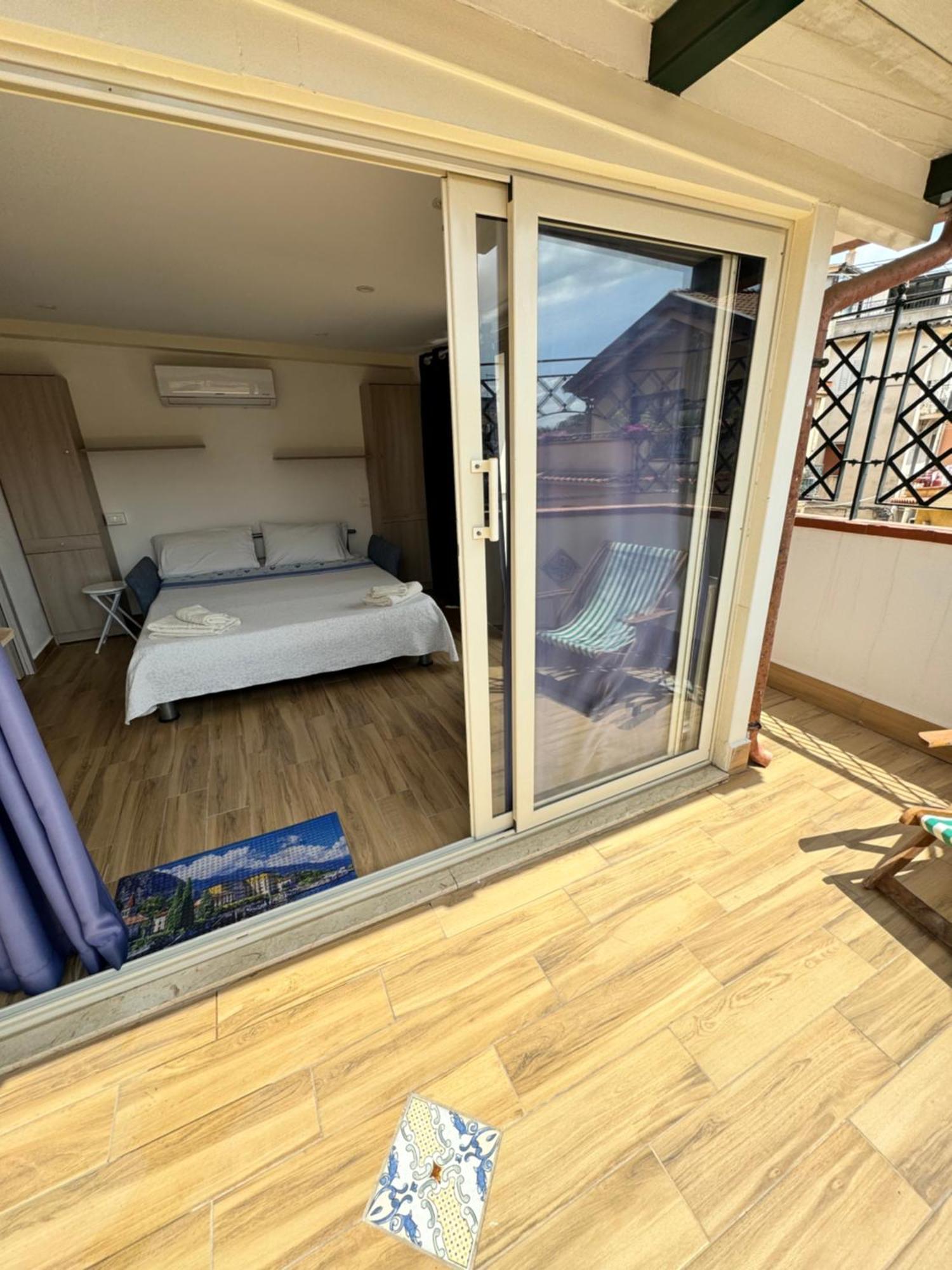 Taormina'S Sun Apartment Luaran gambar