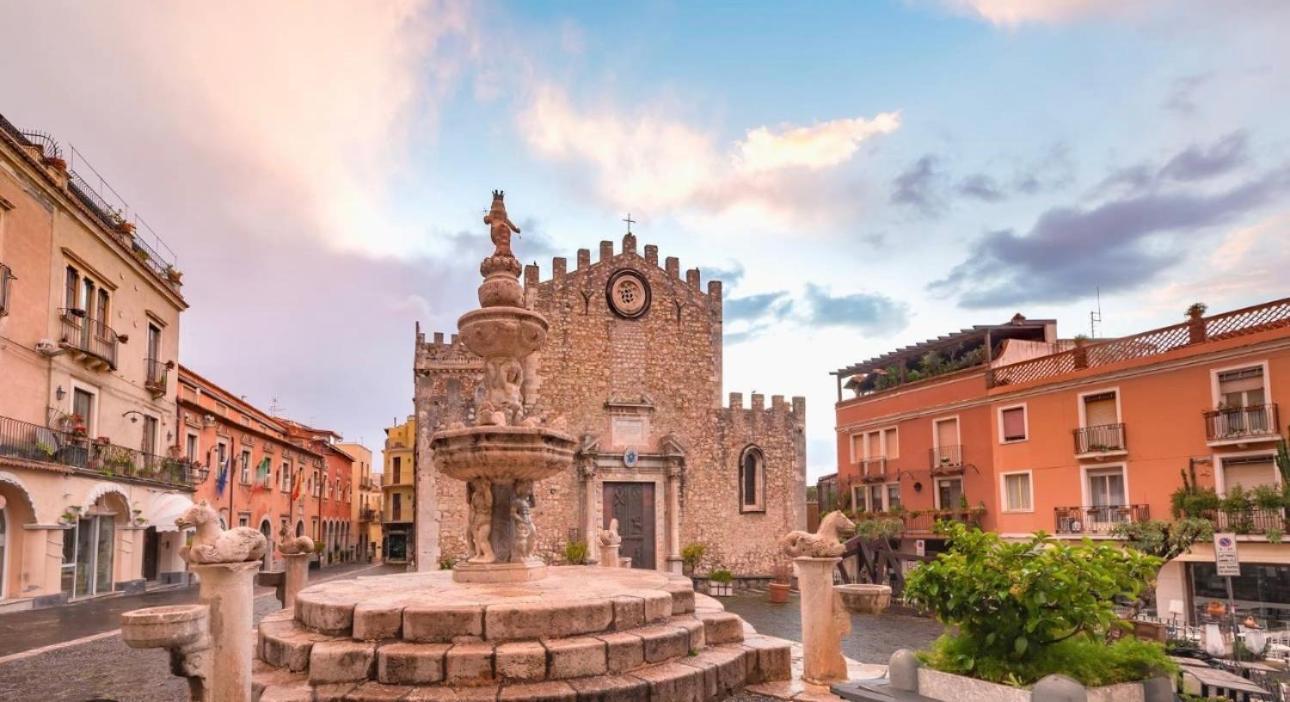 Taormina'S Sun Apartment Luaran gambar